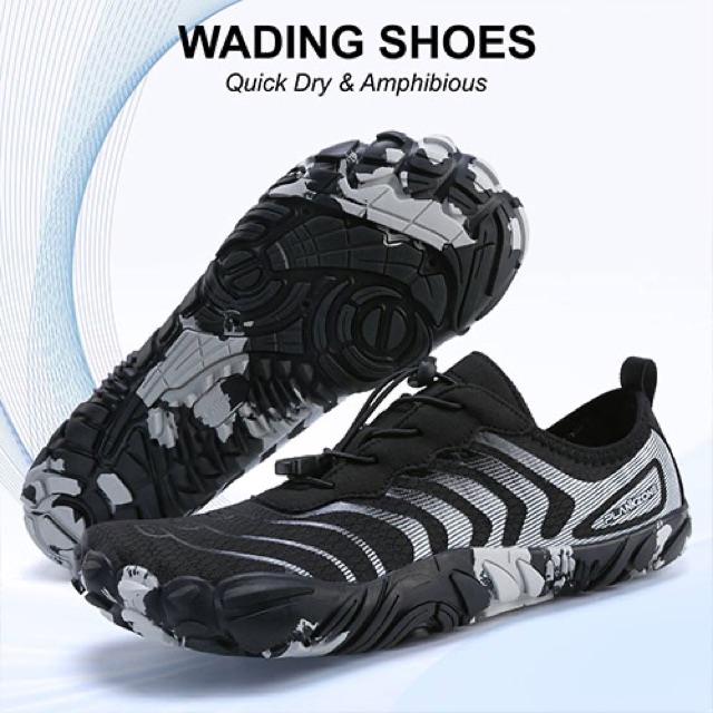 Atlas water shoe · White / Black