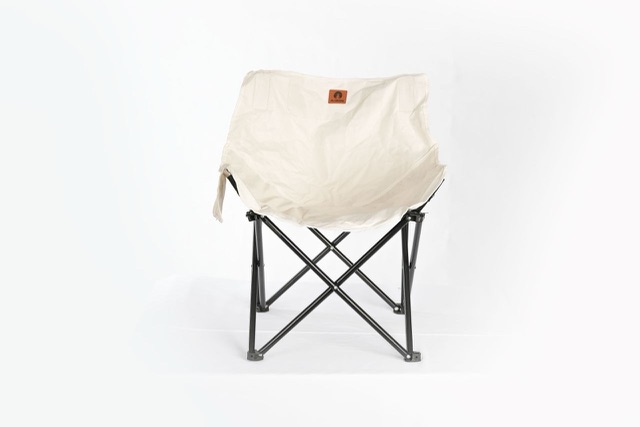 Folding kids' beach chair