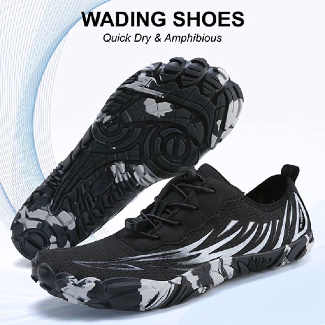 Deep Ocean water shoe · White / Black
